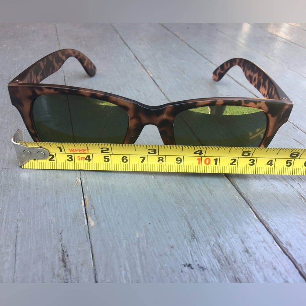 Icon Eyewear Brown Women’s Sunglasses - Picture 2 of 6